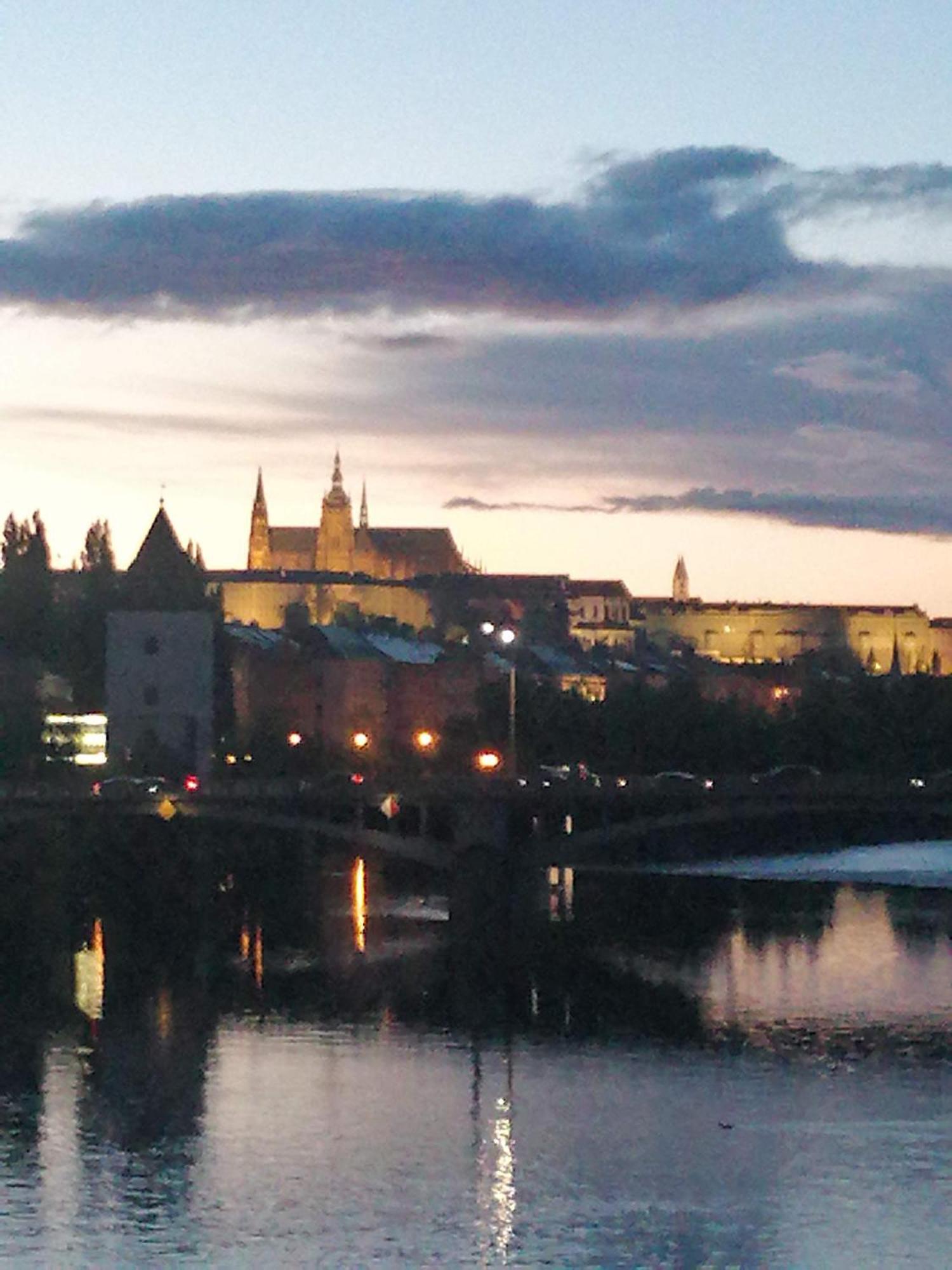 Valentinka Minutes Away From Charles Bridge Apartment Prague Exterior photo