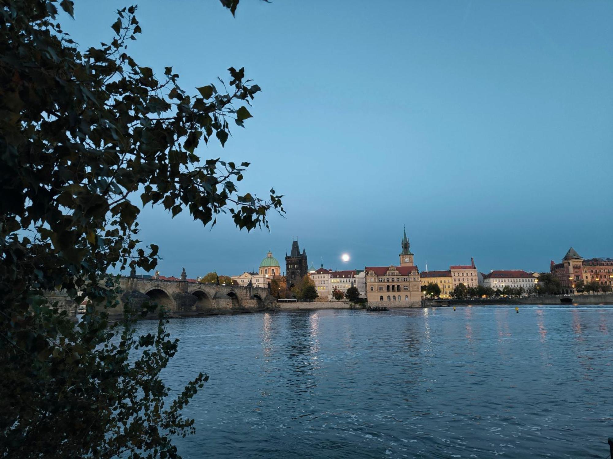 Valentinka Minutes Away From Charles Bridge Apartment Prague Exterior photo
