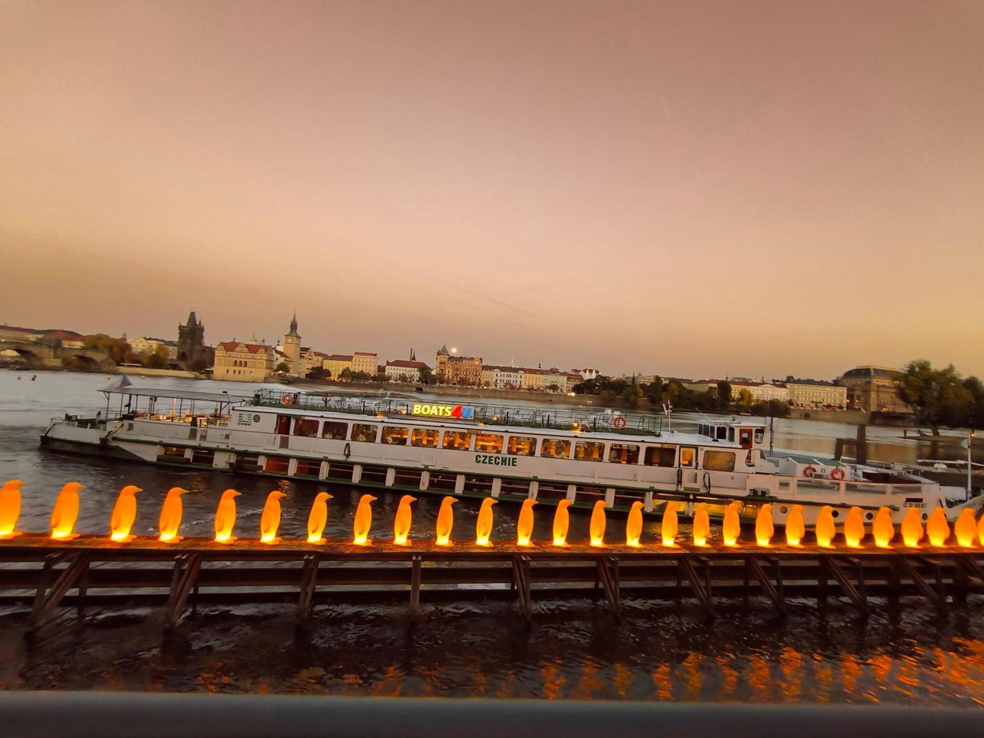 Valentinka Minutes Away From Charles Bridge Apartment Prague Exterior photo
